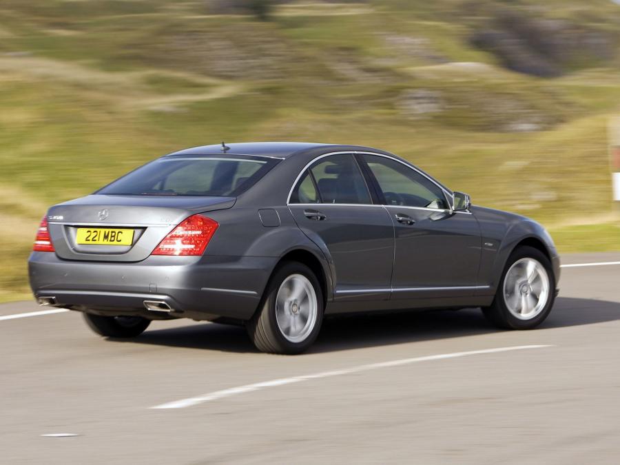  Mercedes-Benz S350 CDI 2009 года  (UK) (фото 8 из 17)